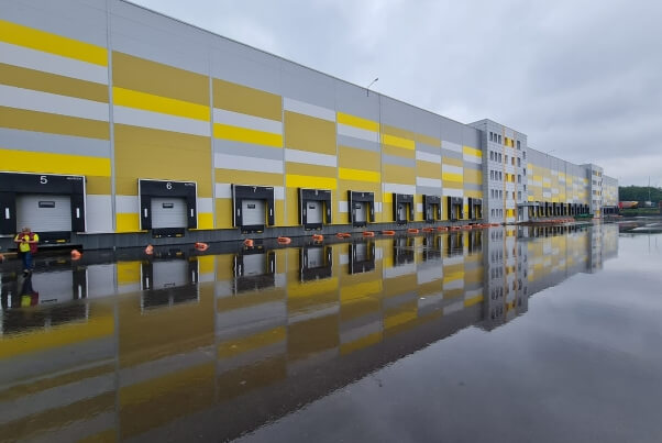 Температурный склад Biocard в Москве. Заказать услуги хранения на фармацевтическом складе. Аренда холодного склада